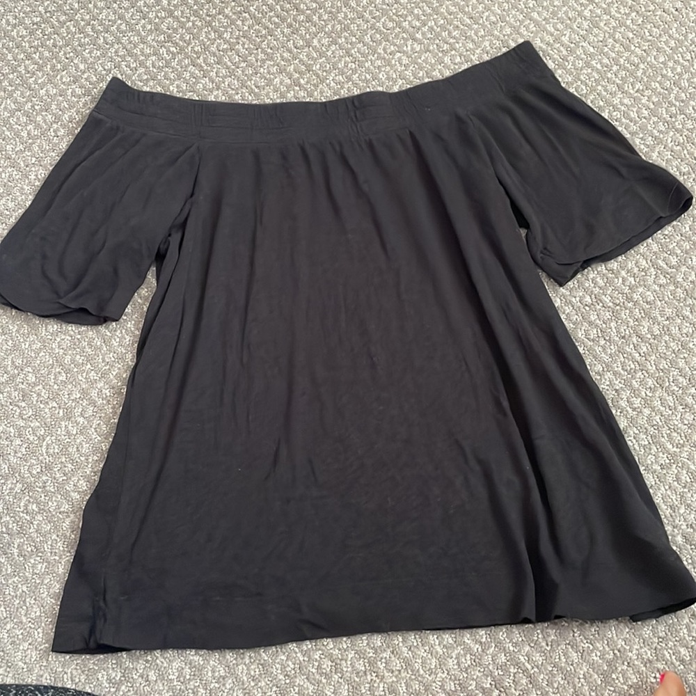 Splendid Off the Shoulder Top Size Small Extremely Flattering Fit